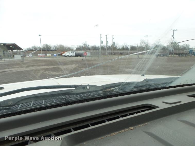 image for item DA2628 2010 Ford F250 Super Duty pickup truck