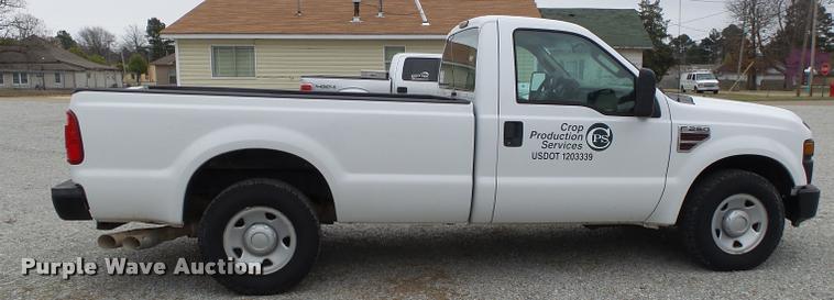 image for item DA2629 2009 Ford F250 Super Duty pickup truck