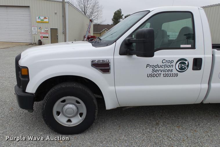 image for item DA2629 2009 Ford F250 Super Duty pickup truck
