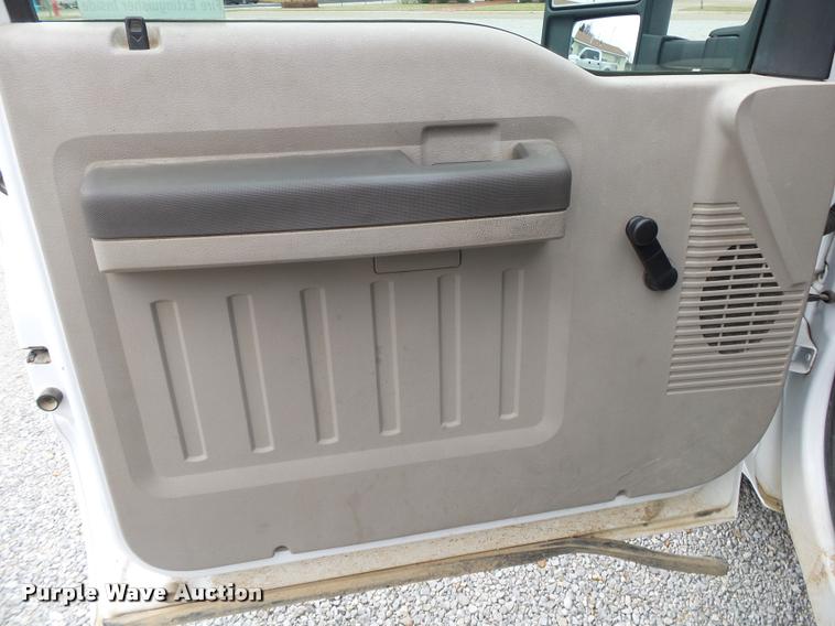 image for item DA2629 2009 Ford F250 Super Duty pickup truck