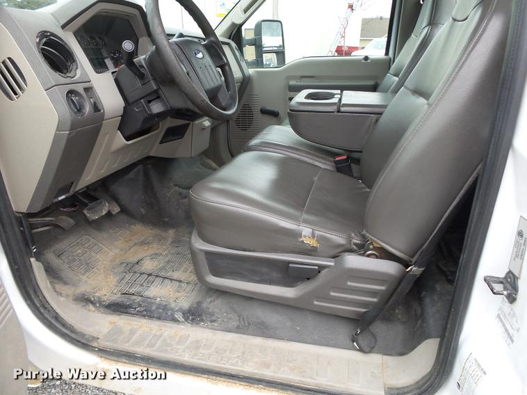 image for item DA2629 2009 Ford F250 Super Duty pickup truck