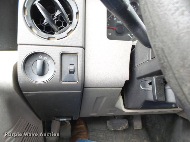 image for item DA2629 2009 Ford F250 Super Duty pickup truck