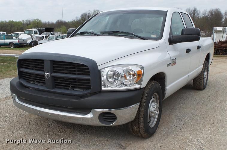 image for item DA2641 2007 Dodge Ram 2500 Quad Cab pickup truck