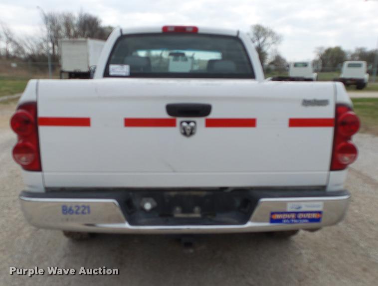 image for item DA2641 2007 Dodge Ram 2500 Quad Cab pickup truck