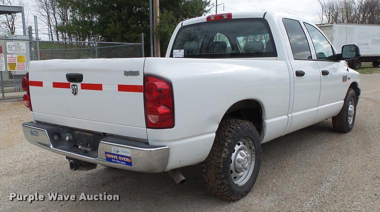 image for item DA2641 2007 Dodge Ram 2500 Quad Cab pickup truck
