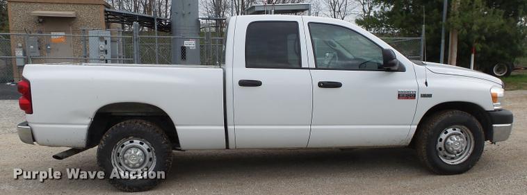 image for item DA2641 2007 Dodge Ram 2500 Quad Cab pickup truck