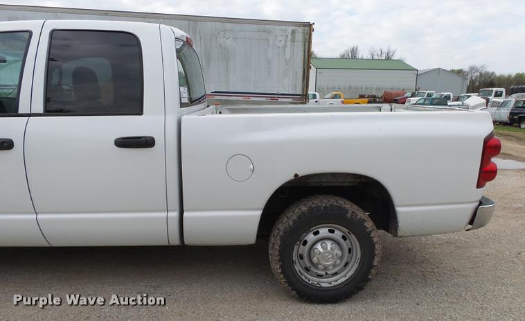 image for item DA2641 2007 Dodge Ram 2500 Quad Cab pickup truck