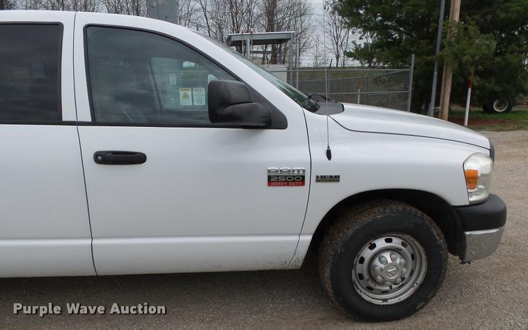 image for item DA2641 2007 Dodge Ram 2500 Quad Cab pickup truck