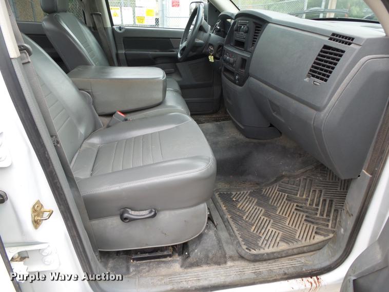 image for item DA2641 2007 Dodge Ram 2500 Quad Cab pickup truck