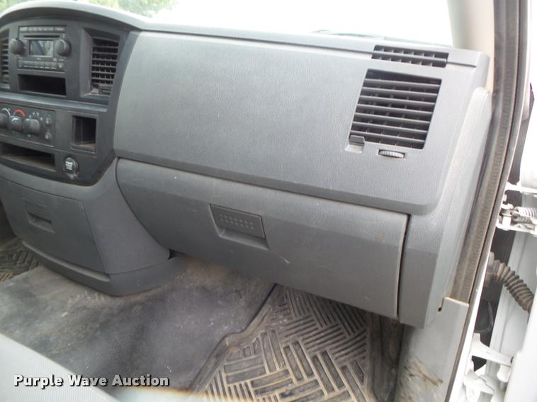 image for item DA2641 2007 Dodge Ram 2500 Quad Cab pickup truck
