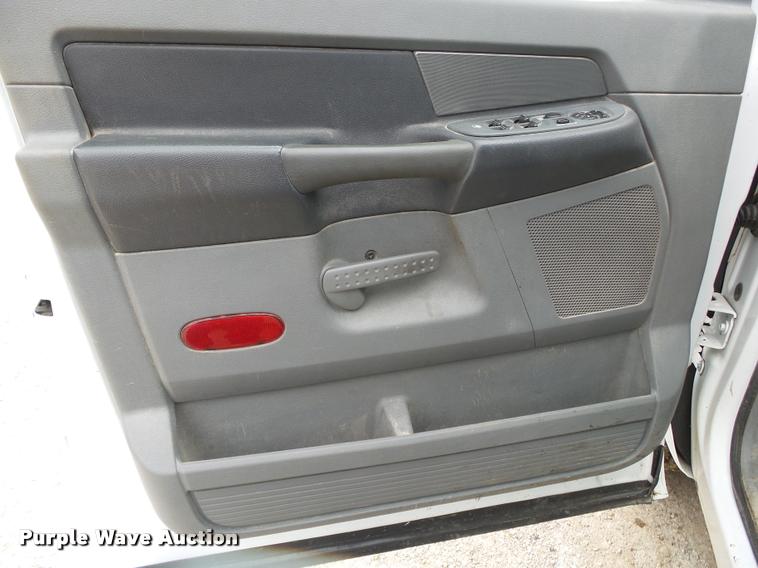 image for item DA2641 2007 Dodge Ram 2500 Quad Cab pickup truck