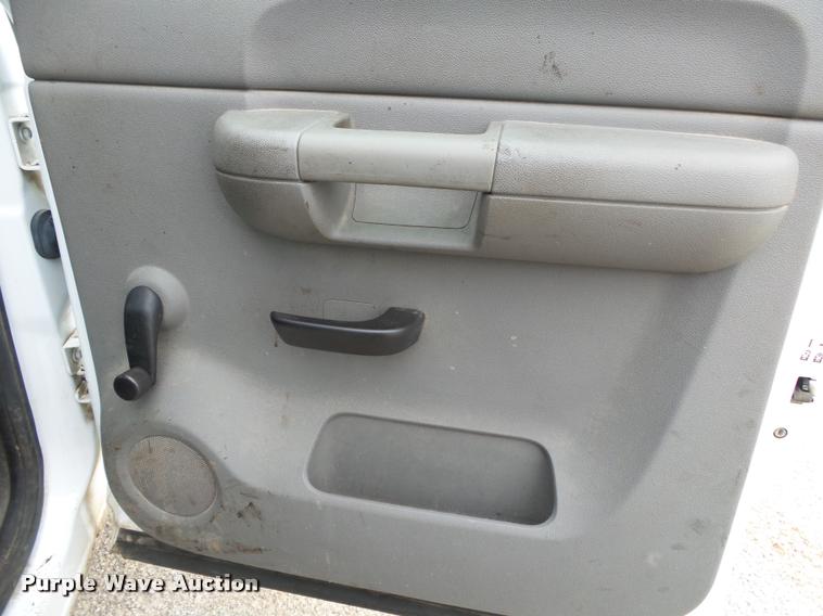 image for item DA2642 2008 Chevrolet Silverado 1500 CrewCab pickup truck