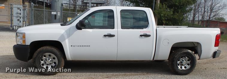 image for item DA2643 2008 Chevrolet Silverado 1500 Crew Cab pickup truck