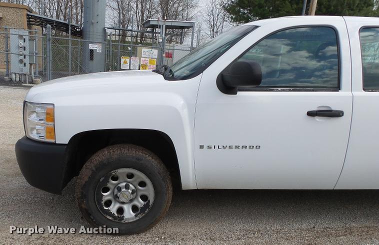 image for item DA2643 2008 Chevrolet Silverado 1500 Crew Cab pickup truck