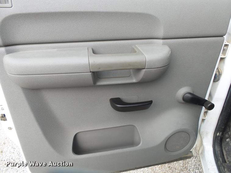 image for item DA2643 2008 Chevrolet Silverado 1500 Crew Cab pickup truck