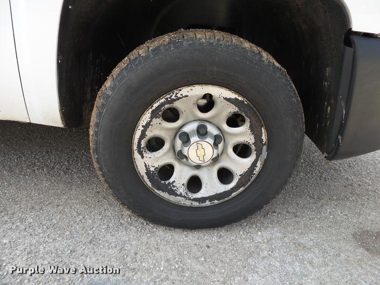 image for item DA2643 2008 Chevrolet Silverado 1500 Crew Cab pickup truck