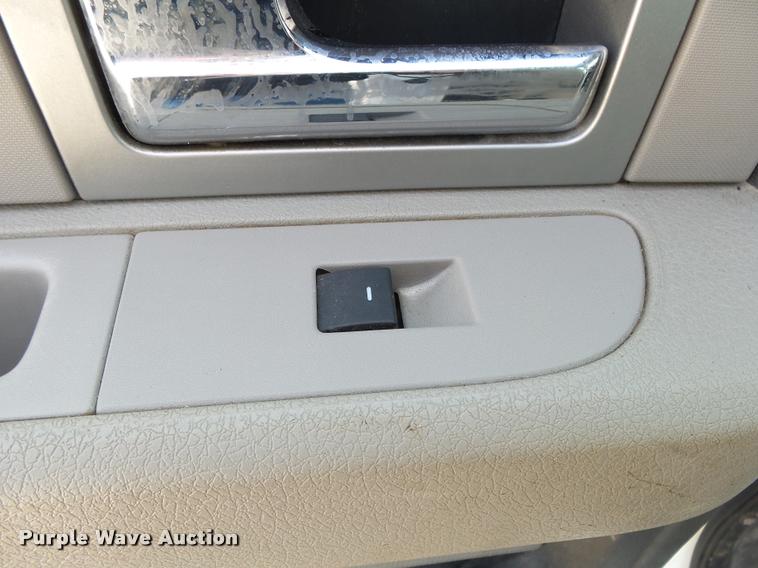 image for item DA2644 2010 Ford F150 SuperCrew pickup truck