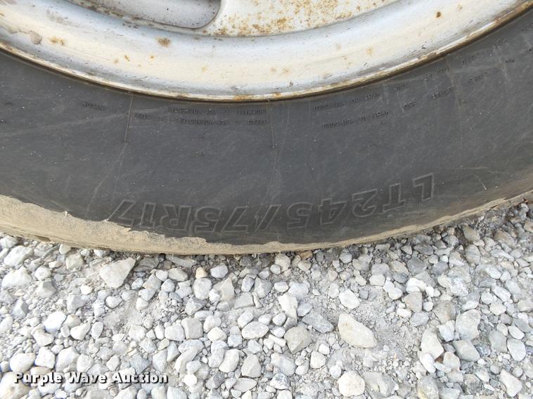 image for item DA2645 2005 Ford F250 pickup truck