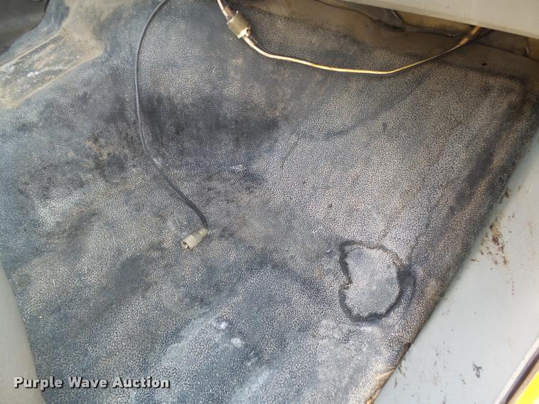 image for item DA2645 2005 Ford F250 pickup truck