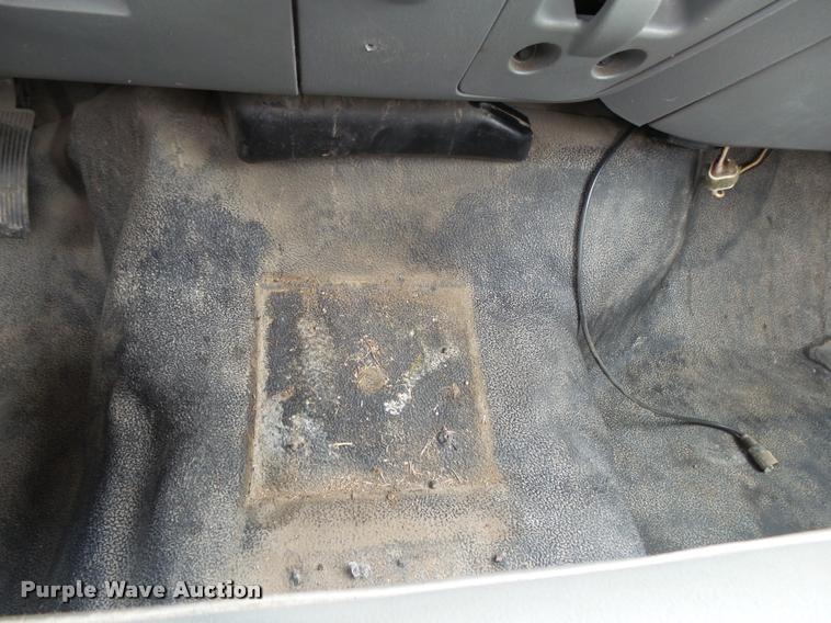 image for item DA2645 2005 Ford F250 pickup truck