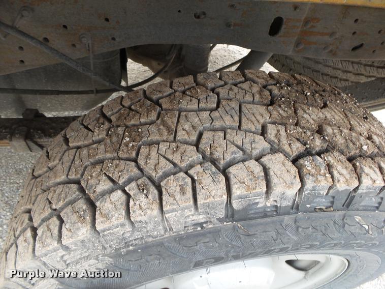 image for item DA2646 2005 Ford F250 pickup truck