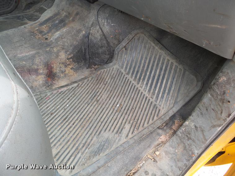 image for item DA2646 2005 Ford F250 pickup truck