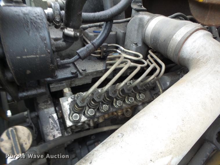 image for item DA3393 1992 Ford F700 truck cab and chassis