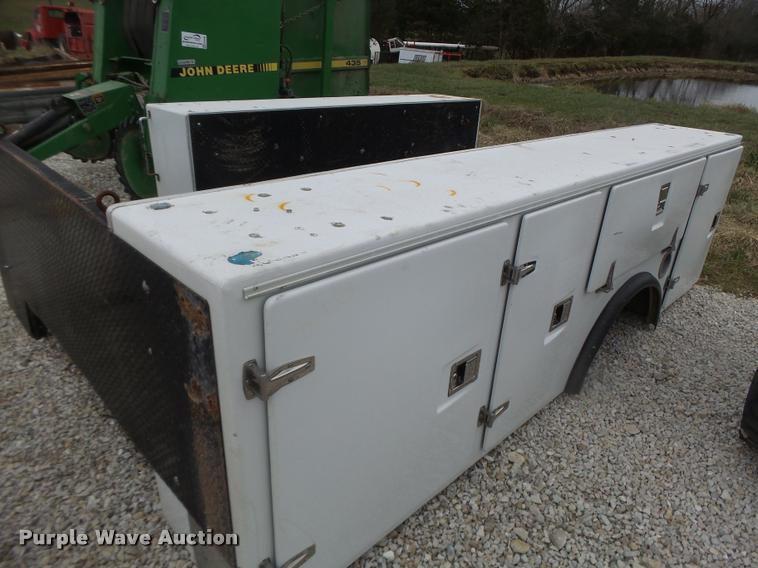 image for item DA3397 Astoria fiberglass service bed