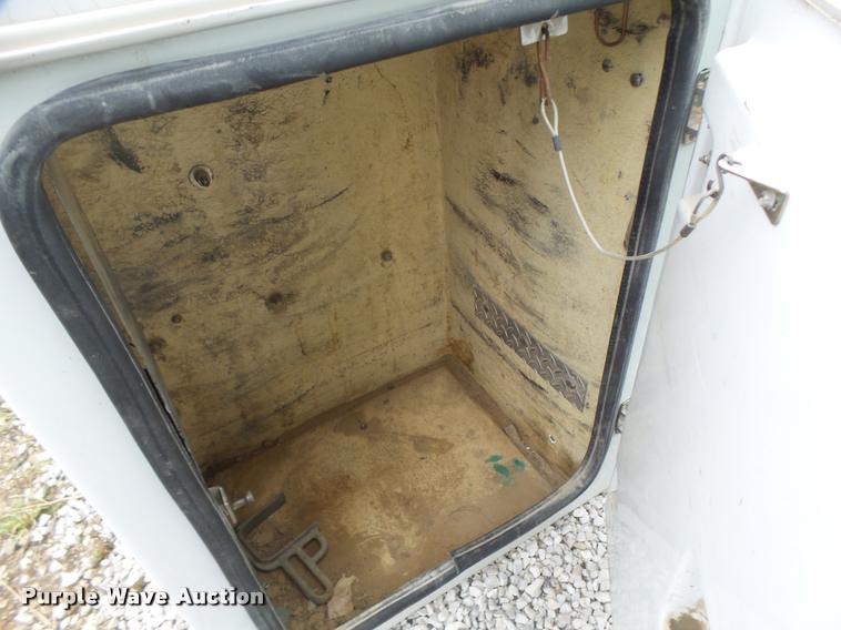 image for item DA3397 Astoria fiberglass service bed