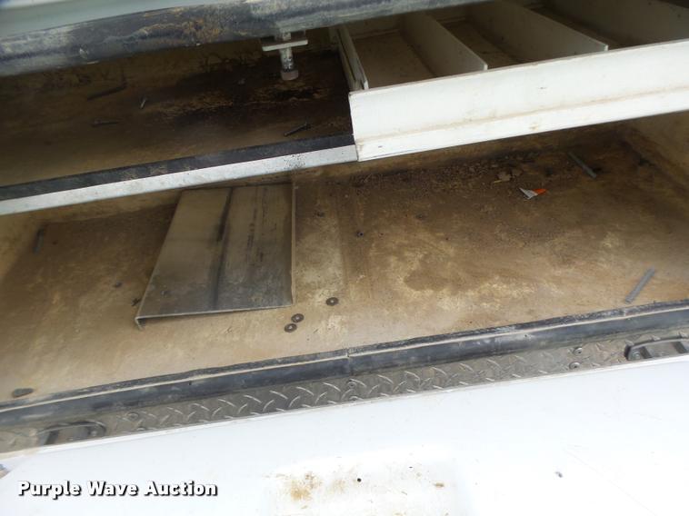 image for item DA3397 Astoria fiberglass service bed