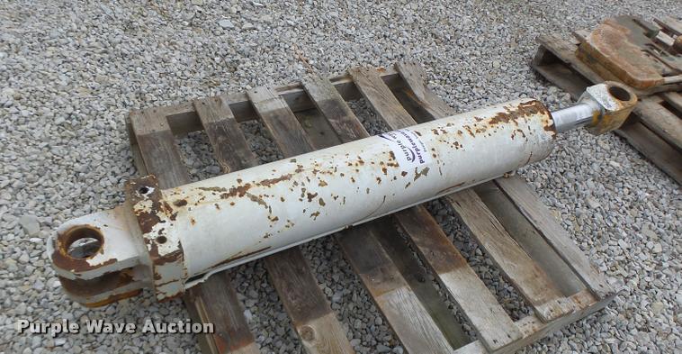 image for item DA3402 Hydraulic cylinder