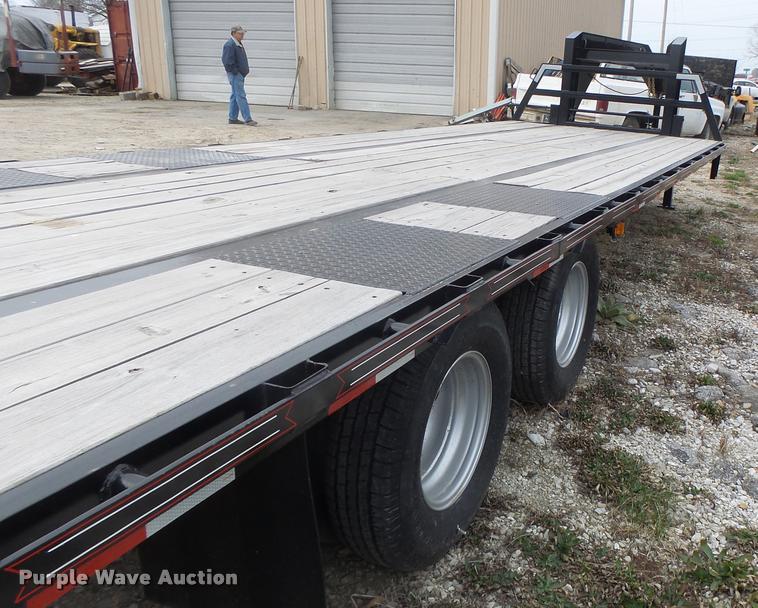image for item DA3412 2015 Circle M equipment trailer