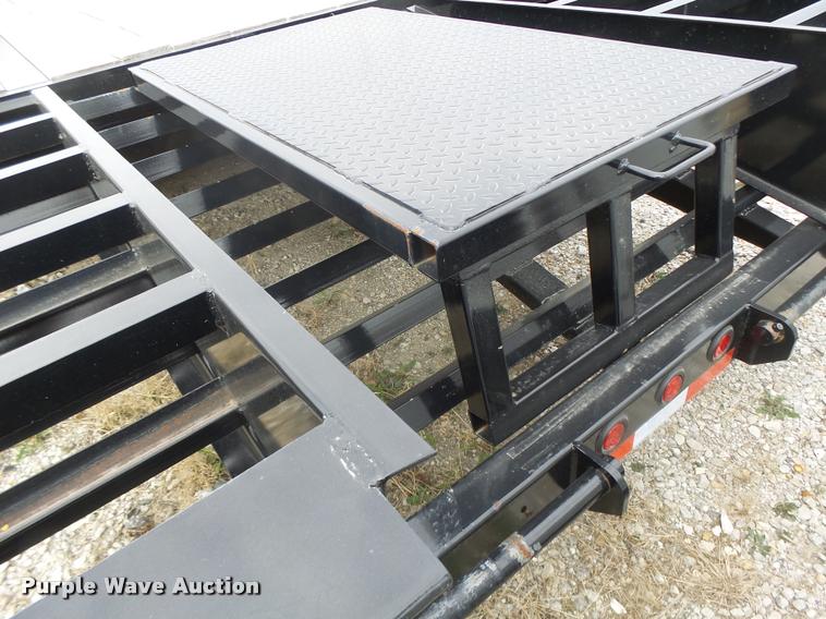 image for item DA3412 2015 Circle M equipment trailer