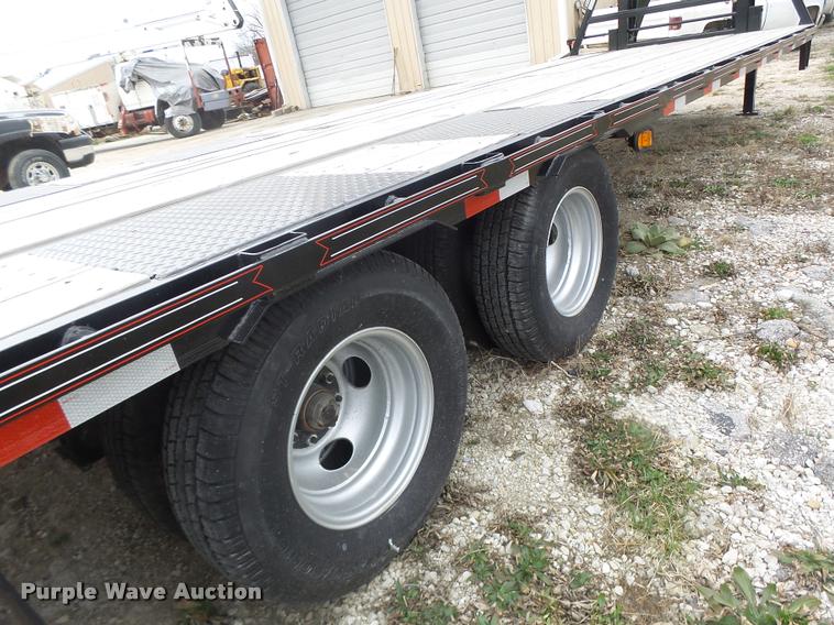 image for item DA3412 2015 Circle M equipment trailer