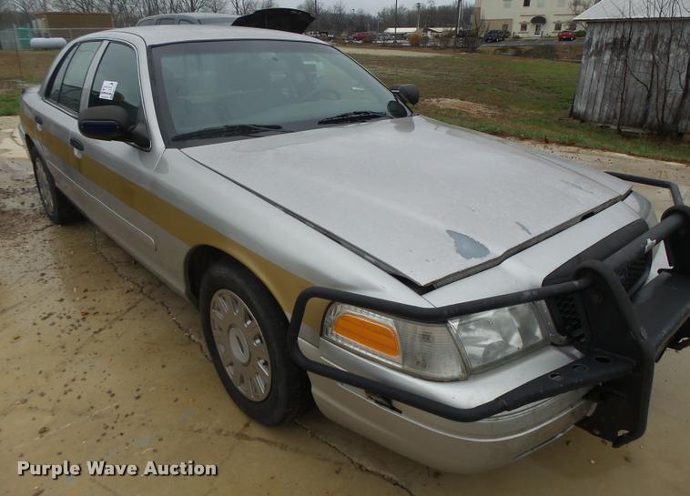 image for item DA3414 2005 Ford Crown Victoria Police Interceptor