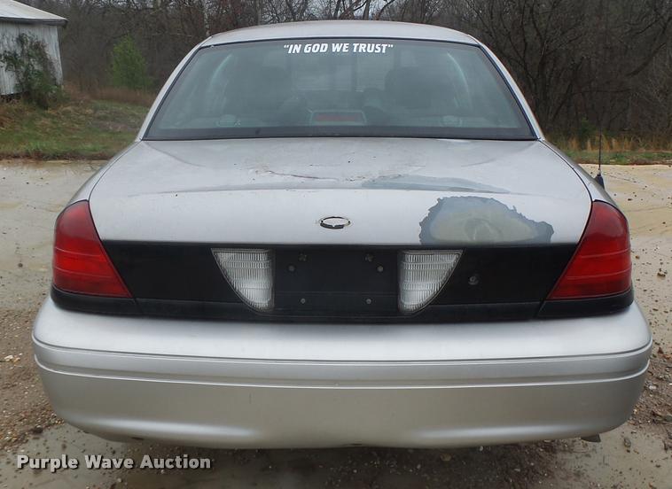 image for item DA3414 2005 Ford Crown Victoria Police Interceptor