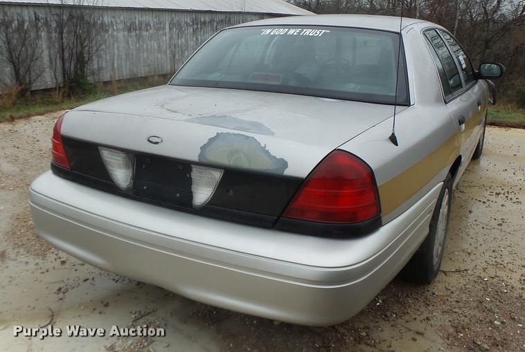 image for item DA3414 2005 Ford Crown Victoria Police Interceptor