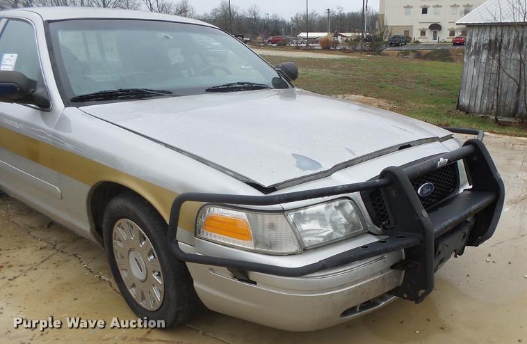 image for item DA3414 2005 Ford Crown Victoria Police Interceptor