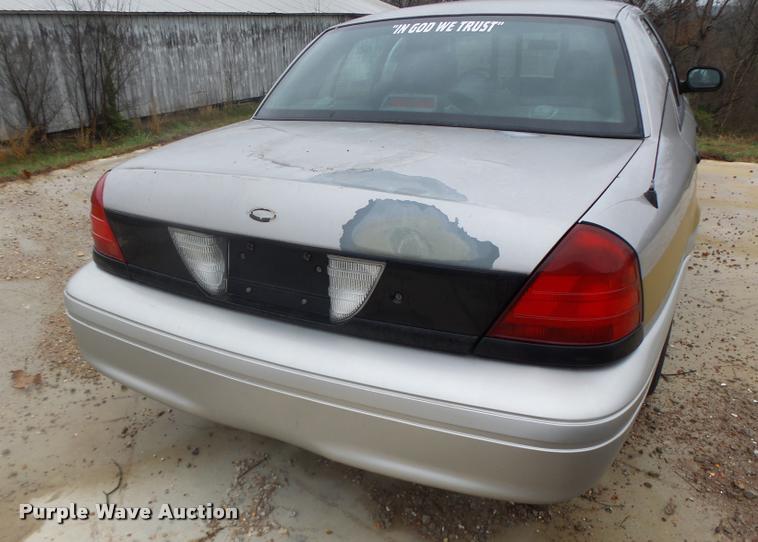 image for item DA3414 2005 Ford Crown Victoria Police Interceptor