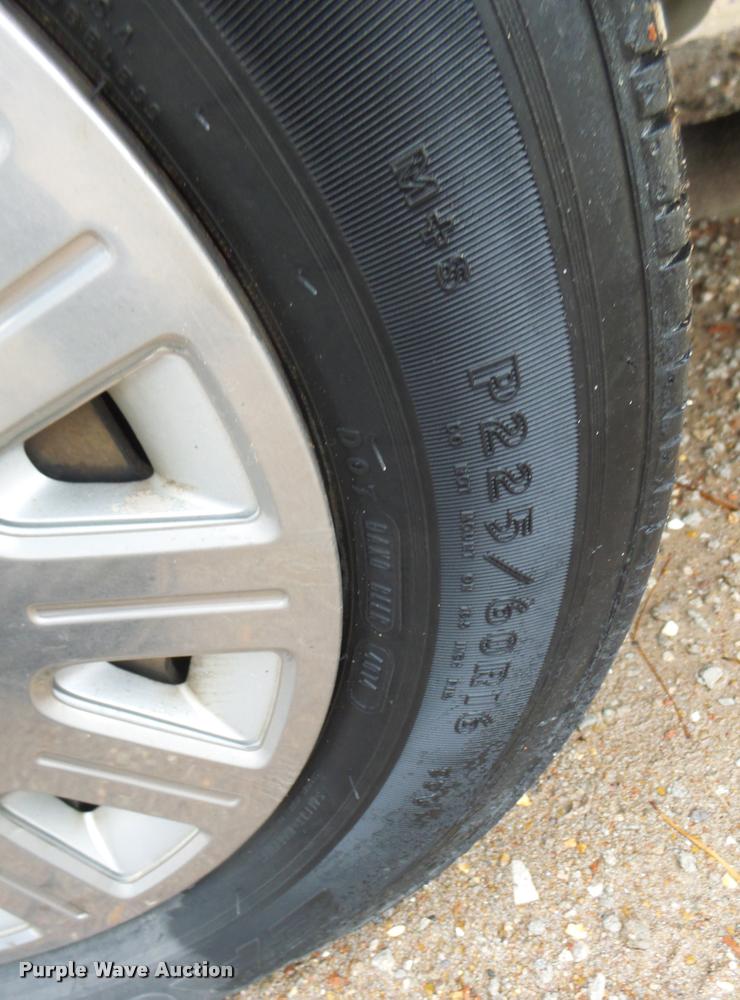 image for item DA3414 2005 Ford Crown Victoria Police Interceptor