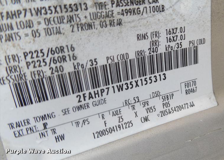 image for item DA3414 2005 Ford Crown Victoria Police Interceptor