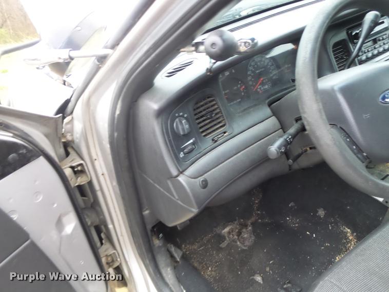 image for item DA3414 2005 Ford Crown Victoria Police Interceptor