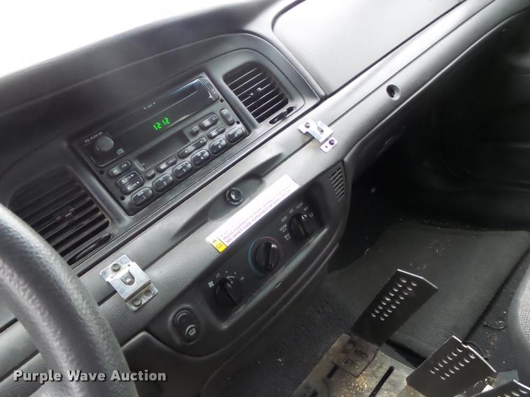 image for item DA3414 2005 Ford Crown Victoria Police Interceptor