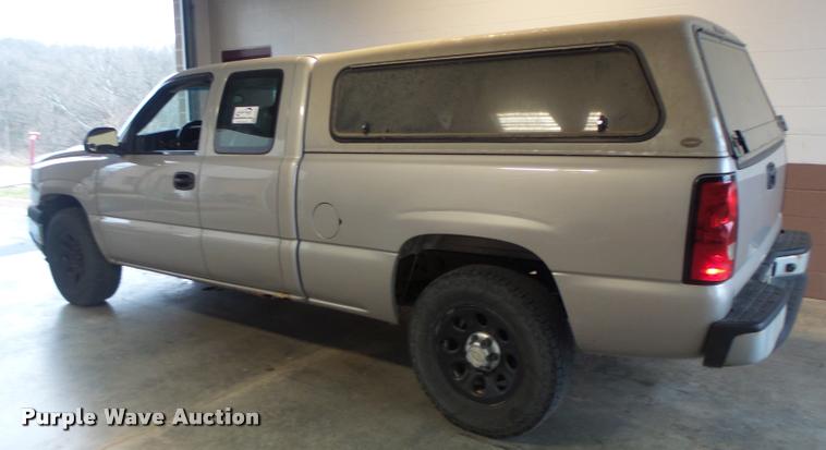 image for item DA3417 2006 Chevrolet Silverado 1500 Ext. Cab pickup truck