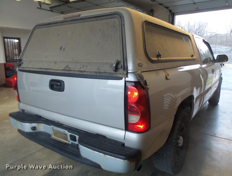 image for item DA3417 2006 Chevrolet Silverado 1500 Ext. Cab pickup truck