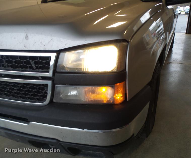 image for item DA3417 2006 Chevrolet Silverado 1500 Ext. Cab pickup truck