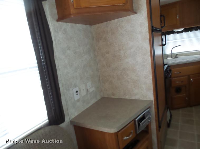 image for item DA3421 2004 Coachmen 297RKS Limited Edition RV