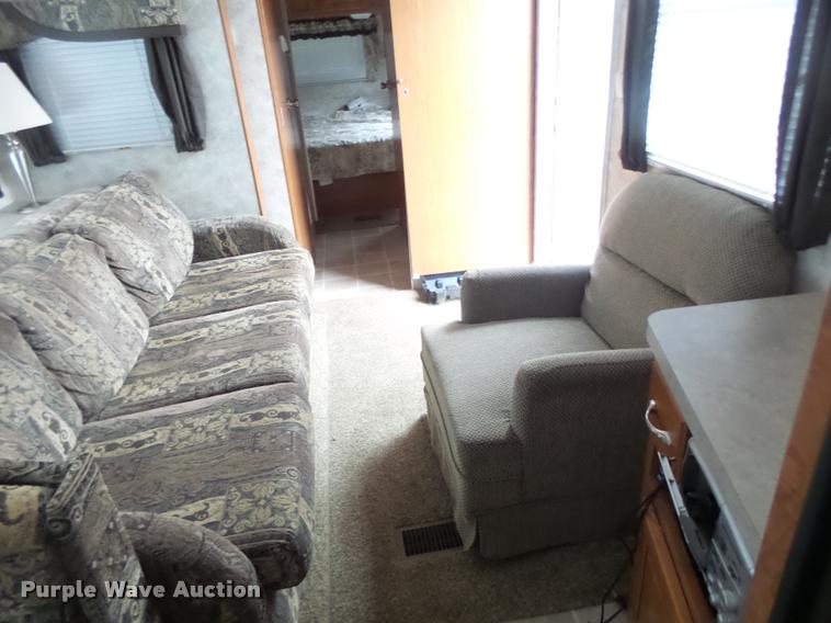 image for item DA3421 2004 Coachmen 297RKS Limited Edition RV