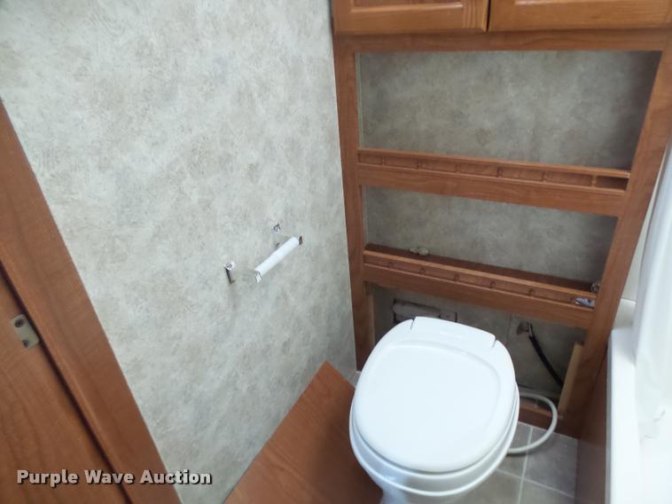 image for item DA3421 2004 Coachmen 297RKS Limited Edition RV