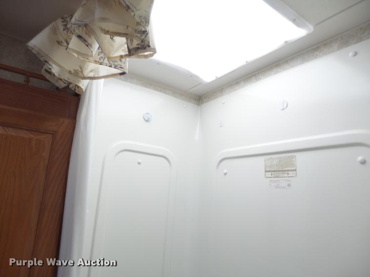 image for item DA3421 2004 Coachmen 297RKS Limited Edition RV